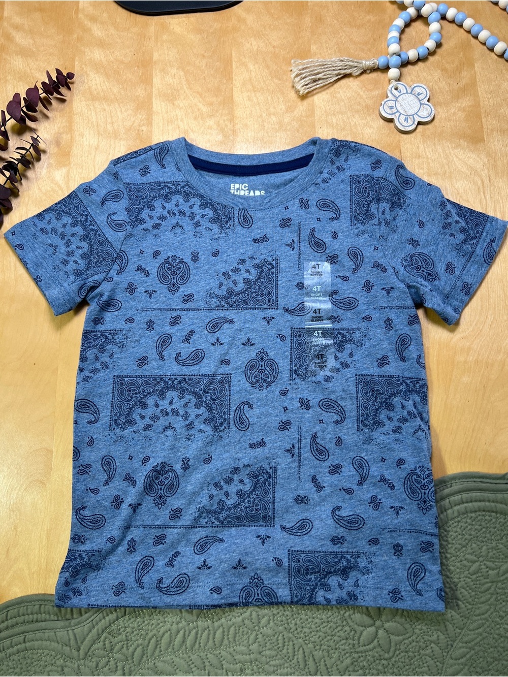 Epic Threads Navy and Heather Blue Paisley Patchwork Tee